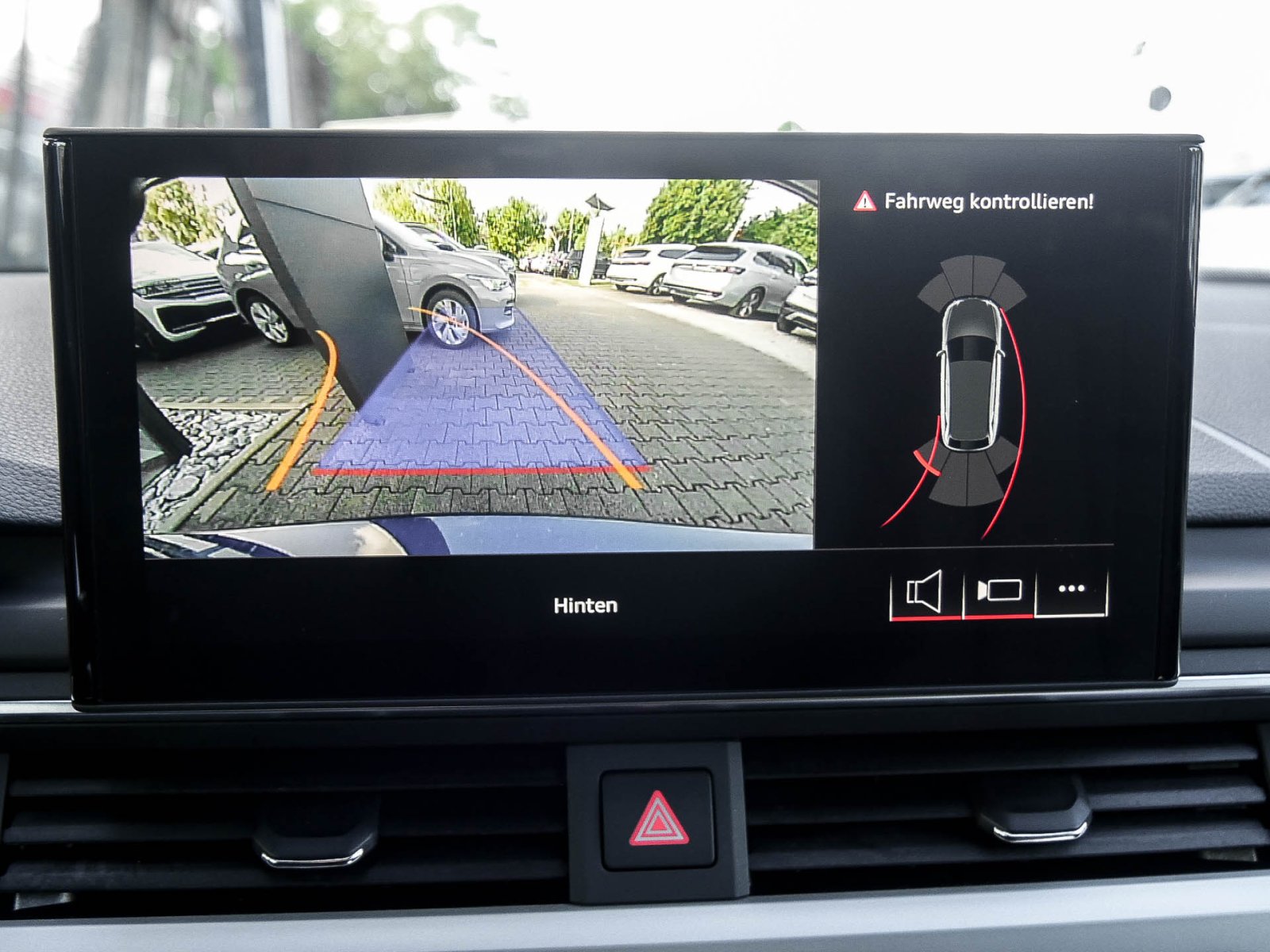 Audi A4 Allroad 45 quattro BLACKPAK AHK CAM ACC LM18