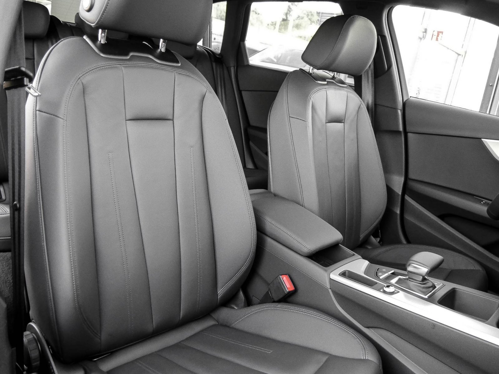 Audi A4 Allroad 45 quattro BLACKPAK AHK CAM ACC LM18