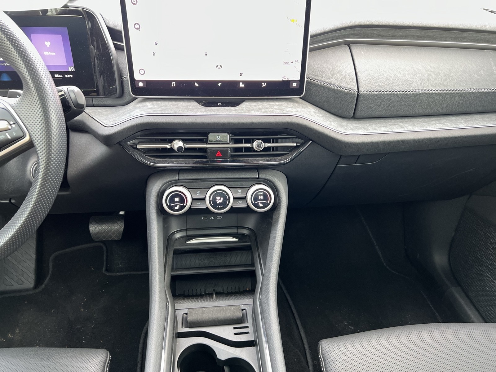 Skoda Kodiaq 2.0 SELECTION LEDER PANO AHK CAM LM19 NAVI