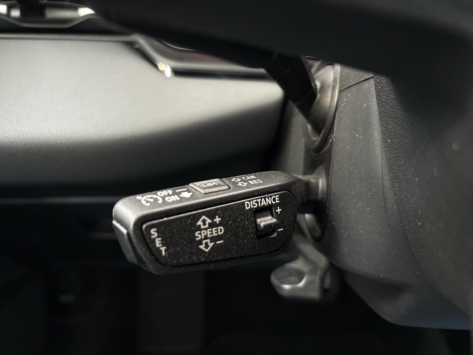 Audi A6 e-tron Avant S LINE AHK 360°CAM ACC LM20 NAVI