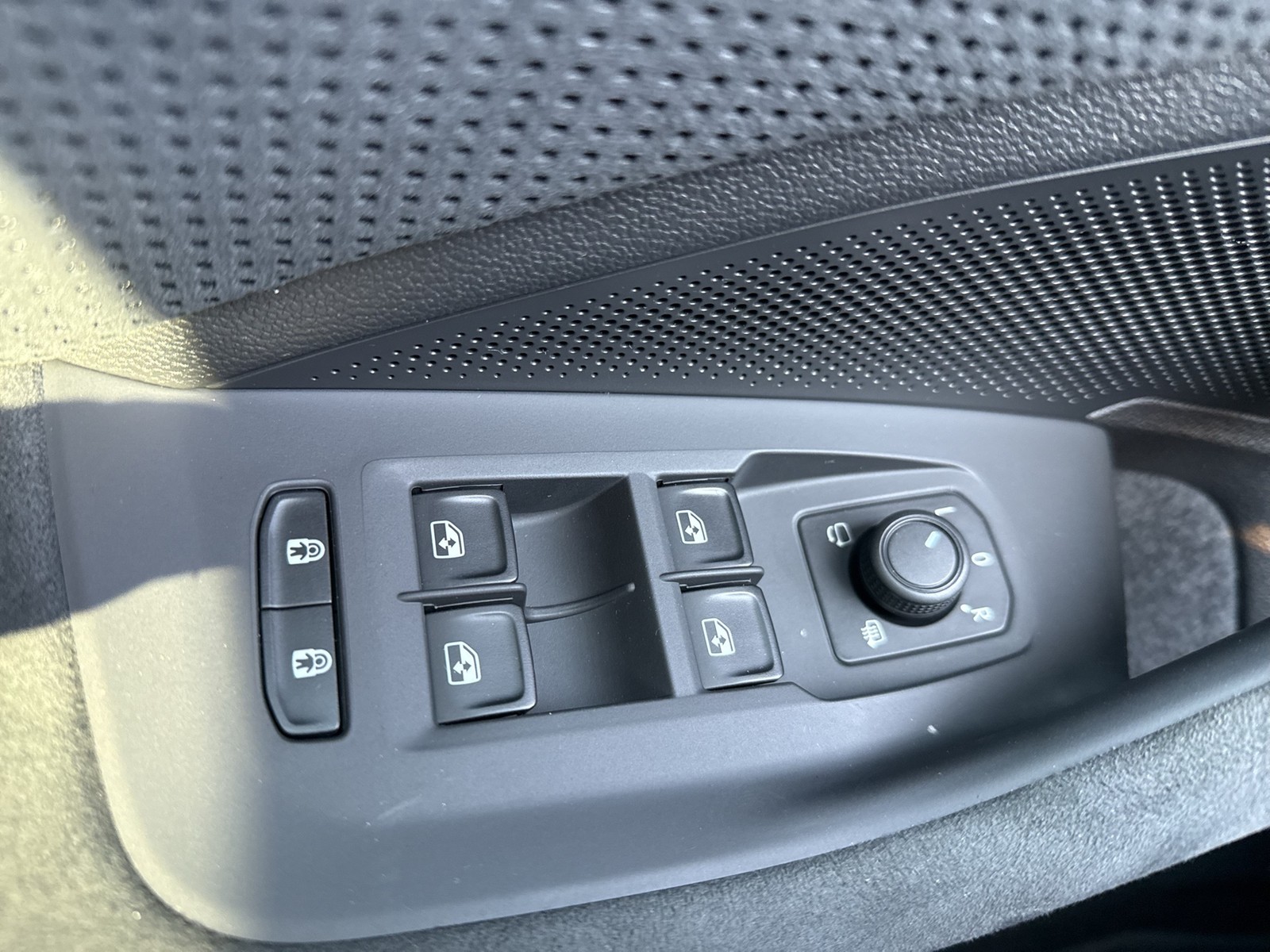 Skoda SUPERB COMBI SPORTLINE 2.0 TDI 4X4 PANO AHK NAVI