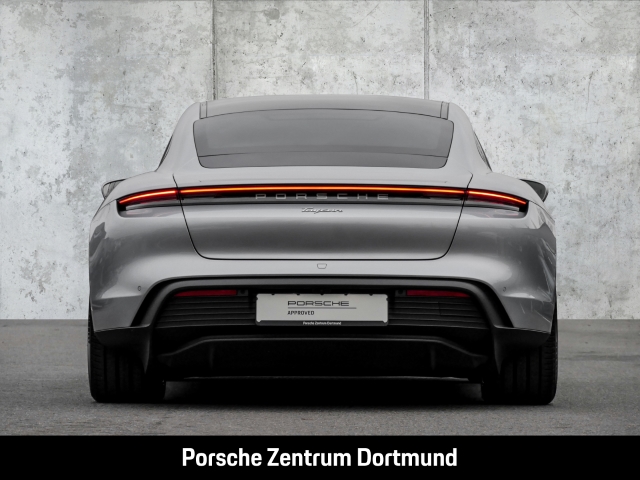 Porsche Taycan Luftfederung BOSE Rückfahrkamera 20-Zoll