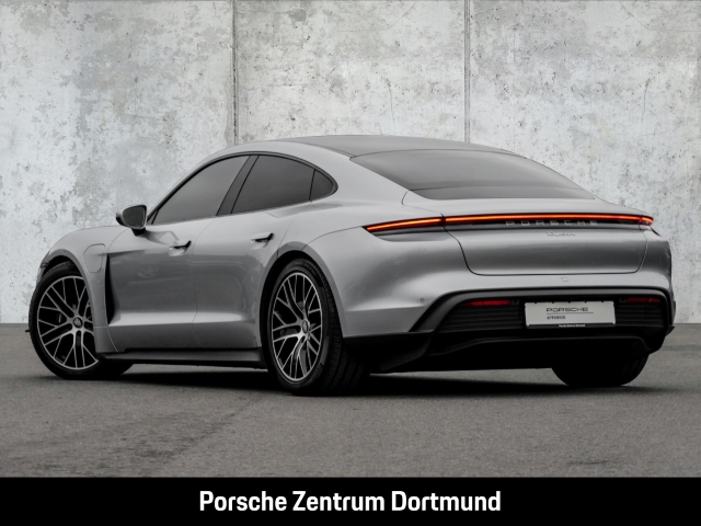 Porsche Taycan Luftfederung BOSE Rückfahrkamera 20-Zoll