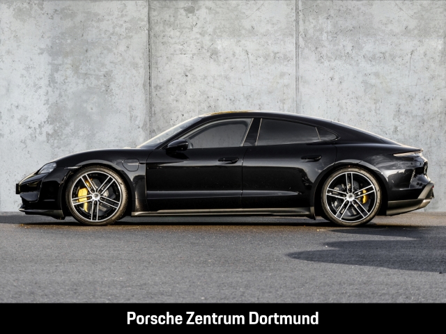 Porsche Taycan Turbo S LED-Matrix Burmester InnoDrive