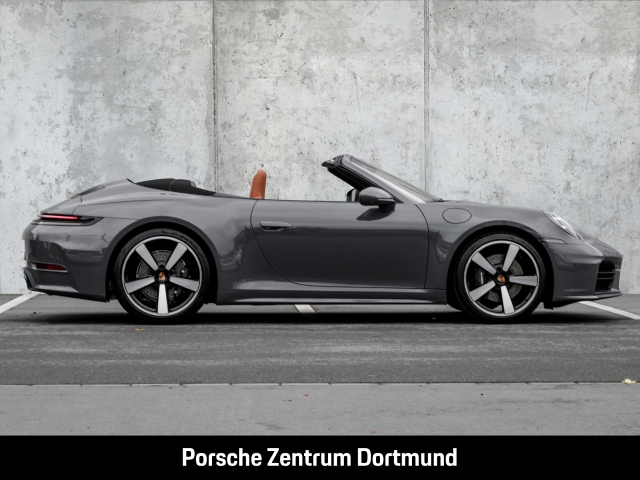 Porsche 992 911 Carrera Cabrio Sportabgas InnoDrive LED