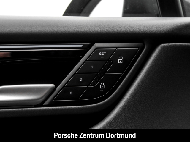 Porsche Macan Surround-View Abstandstempomat BOSE LED