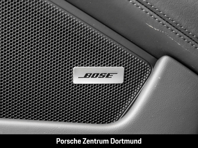 Porsche 992 911 Carrera BOSE Sportabgas Surround-View