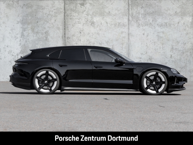 Porsche Taycan Sport Turismo InnoDrive Performancebatterie+