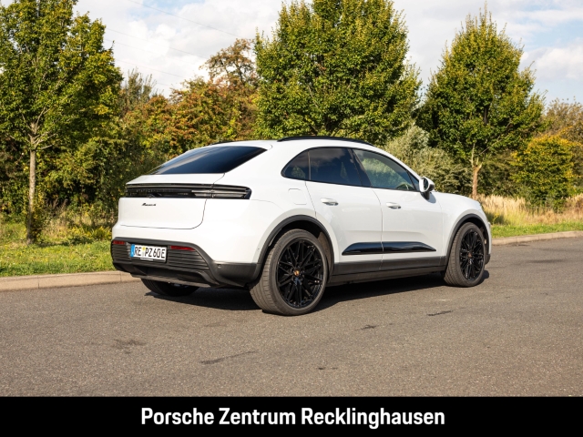 Porsche Macan 4 BOSE LED-Matrix Surround-View 22-Zoll