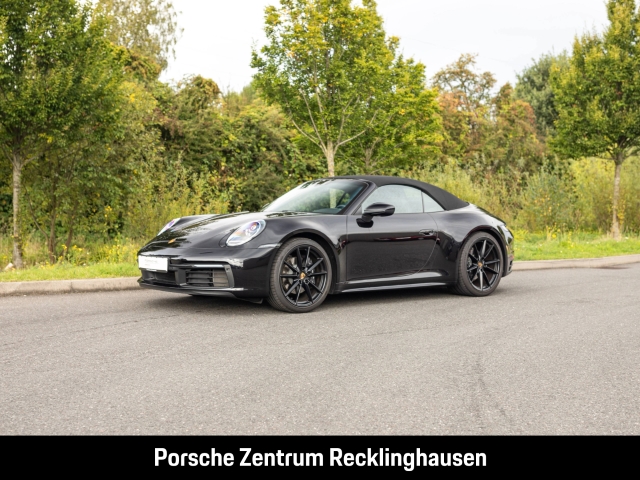 Porsche 992 911 Carrera Cabriolet Sportabgas Sportsitze