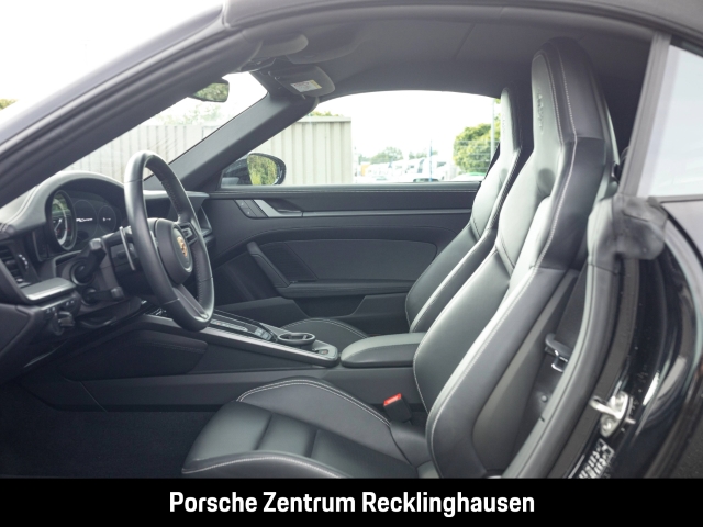 Porsche 992 911 Carrera Cabriolet Sportabgas Sportsitze