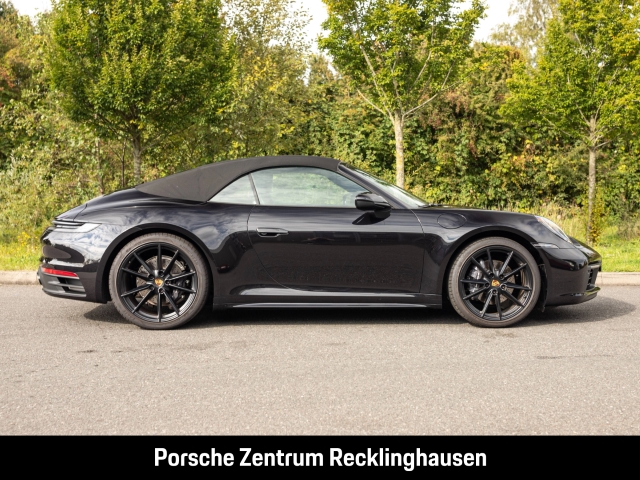 Porsche 992 911 Carrera Cabriolet Sportabgas Sportsitze