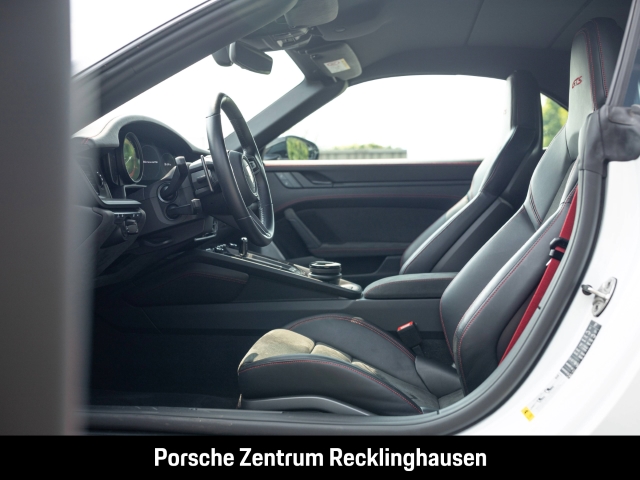 Porsche 992 911 Carrera 4 GTS Cabrio HA-Lenkung Burmester