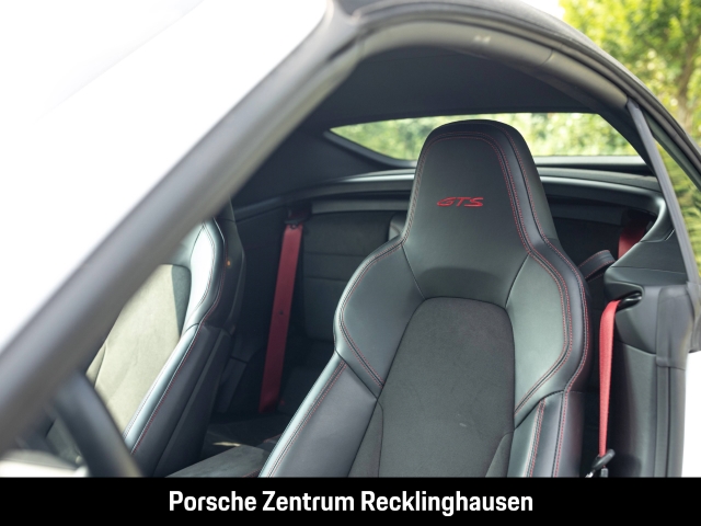 Porsche 992 911 Carrera 4 GTS Cabrio HA-Lenkung Burmester