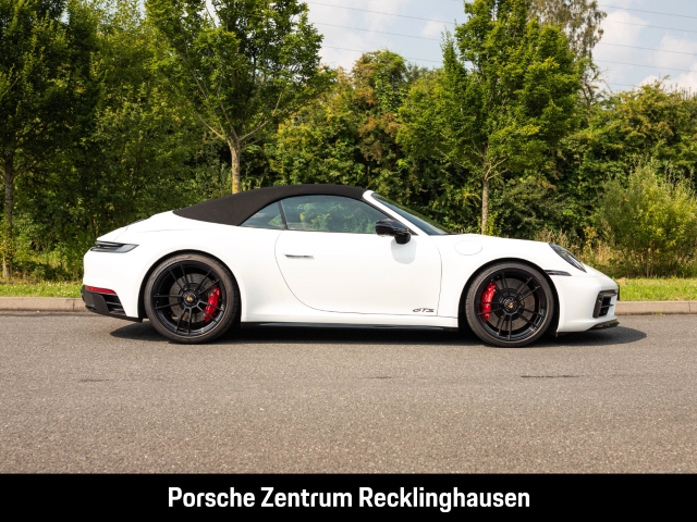 Porsche 992 911 Carrera 4 GTS Cabrio HA-Lenkung Burmester