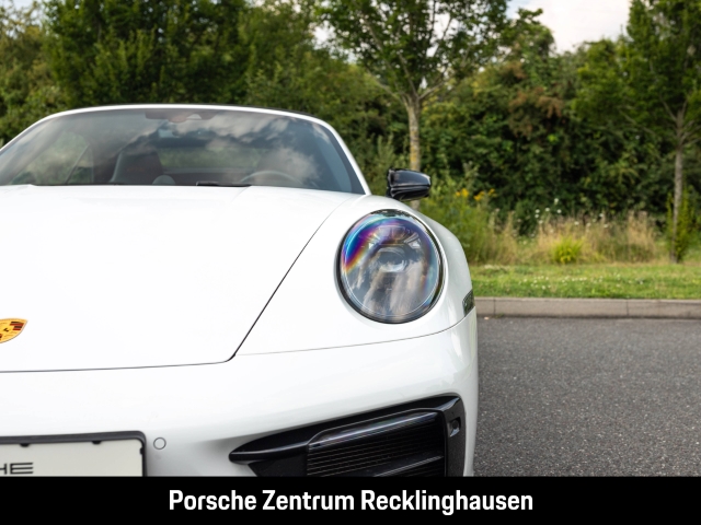 Porsche 992 911 Carrera 4 GTS Cabrio HA-Lenkung Burmester