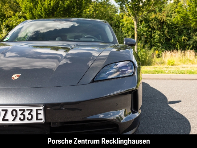 Porsche Taycan InnoDrive HD-Matrix Performancebatterie+