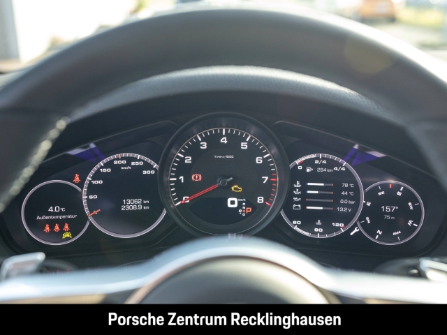 Porsche Cayenne S Panoramadach Surround-View BOSE 20-Zoll