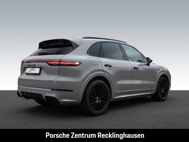 Porsche Cayenne GTS PDCC Sportabgasanlage BOSE LED-Matrix