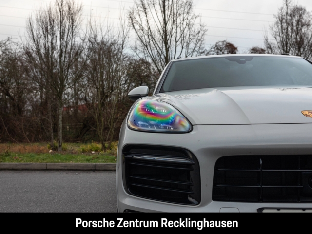 Porsche Cayenne GTS PDCC Sportabgasanlage BOSE LED-Matrix