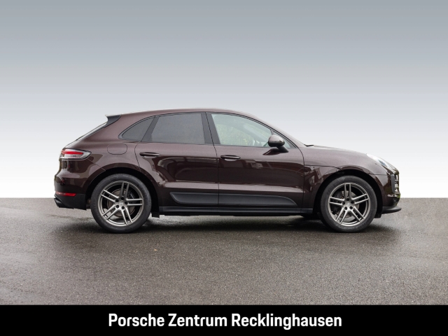 Porsche Macan Luftfederung Sportabgasanlage BOSE 20-Zoll