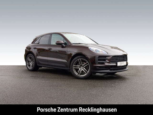 Porsche Macan Luftfederung Sportabgasanlage BOSE 20-Zoll