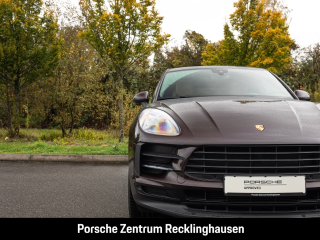 Porsche Macan Luftfederung Sportabgasanlage BOSE 20-Zoll