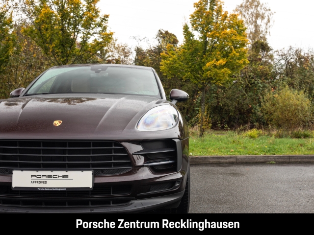 Porsche Macan Luftfederung Sportabgasanlage BOSE 20-Zoll