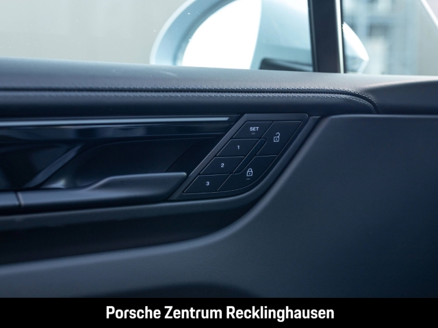 Porsche Macan 4 BOSE LED-Matrix Surround-View 22-Zoll