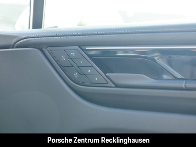 Porsche Macan 4 BOSE LED-Matrix Surround-View 22-Zoll