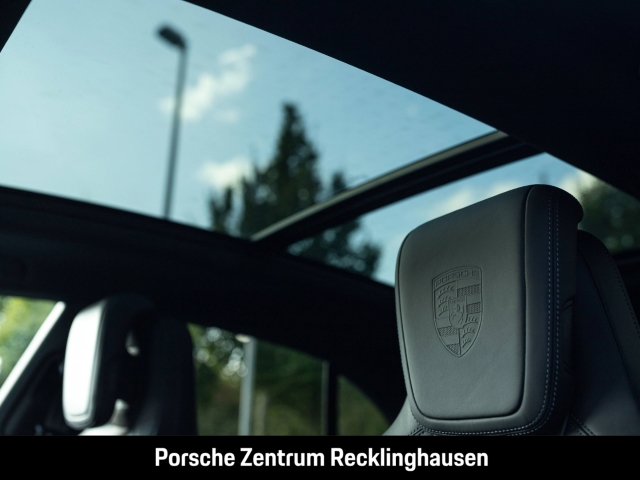 Porsche Macan 4 BOSE LED-Matrix Surround-View 22-Zoll