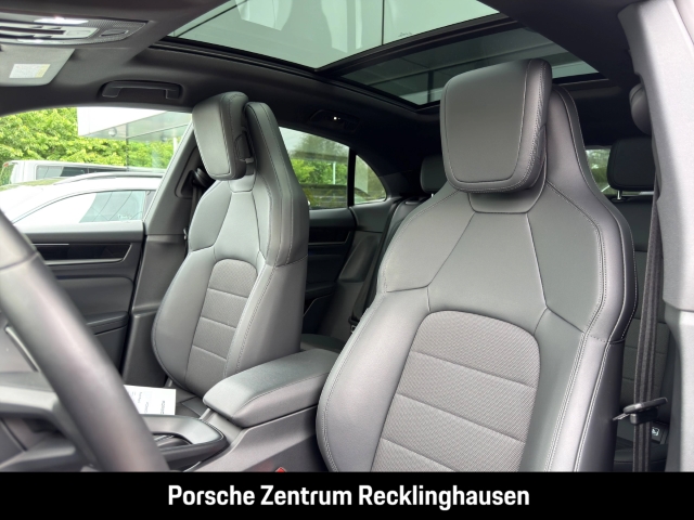 Porsche Macan 4