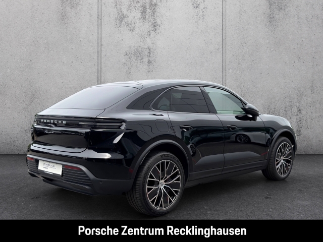Porsche Macan 4