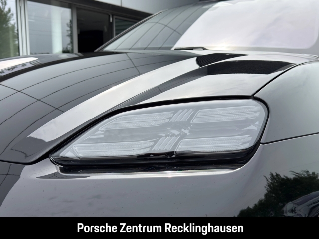 Porsche Macan 4