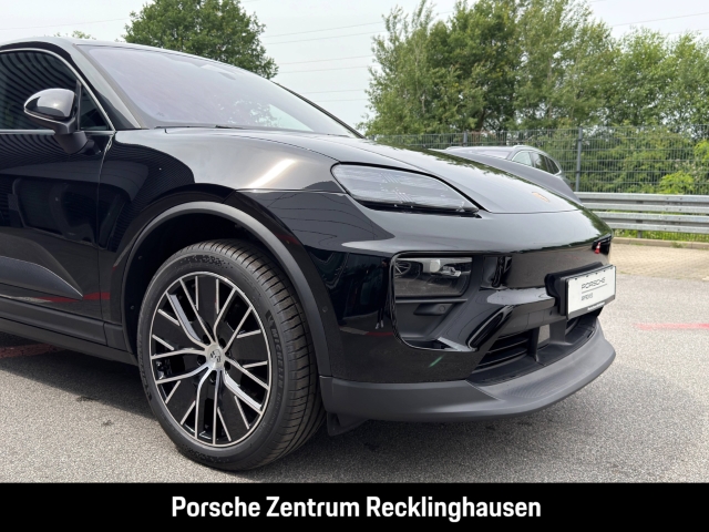 Porsche Macan 4