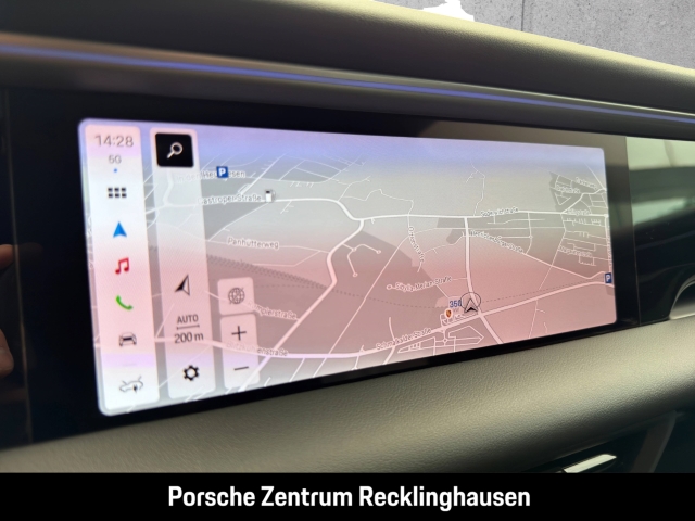 Porsche Macan 4