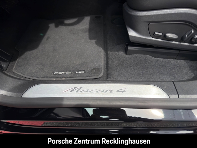 Porsche Macan 4