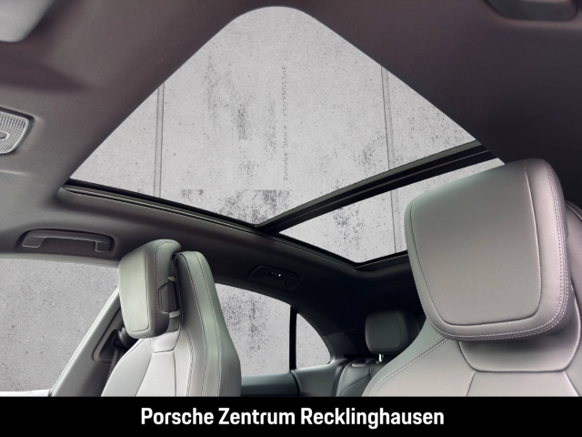 Porsche Macan 4