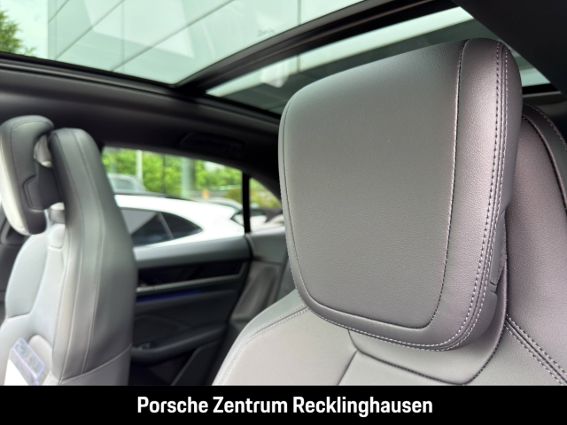 Porsche Macan 4