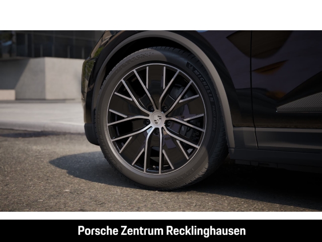 Porsche Macan 4 Surround-View BOSE Luftfederung PASM