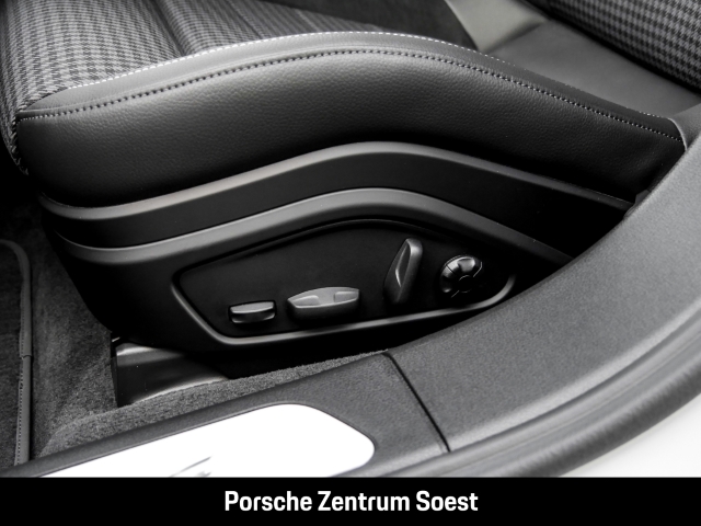 Porsche Panamera 4 E-Hybrid/Sport-Chrono/Panorama/BOSE
