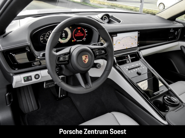 Porsche Panamera 4 E-Hybrid