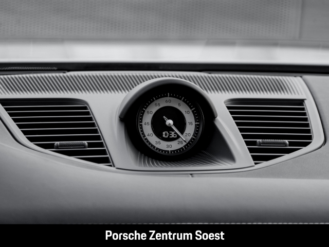 Porsche Panamera 4 E-Hybrid