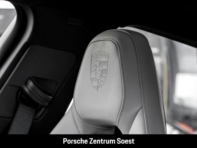 Porsche Panamera 4 E-Hybrid