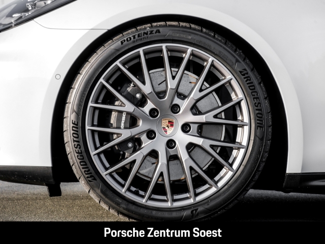 Porsche Panamera 4 E-Hybrid