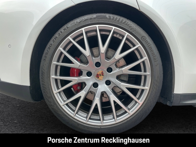 Porsche Panamera 4S E-Hybrid InnoDrive HA-Lenkung Head-Up