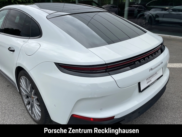 Porsche Panamera 4S E-Hybrid InnoDrive HA-Lenkung Head-Up