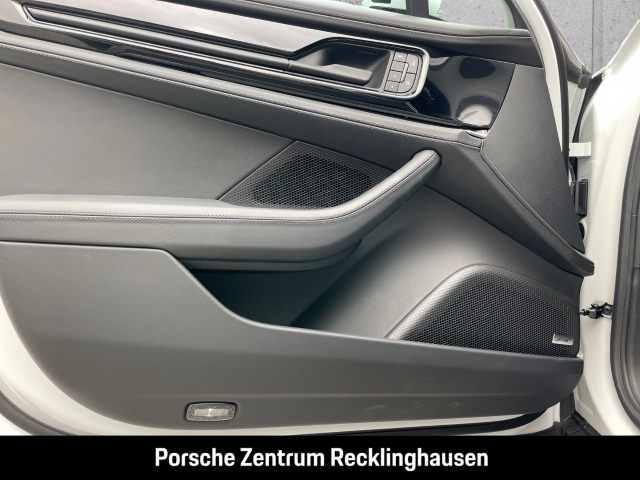 Porsche Panamera 4S E-Hybrid InnoDrive HA-Lenkung Head-Up