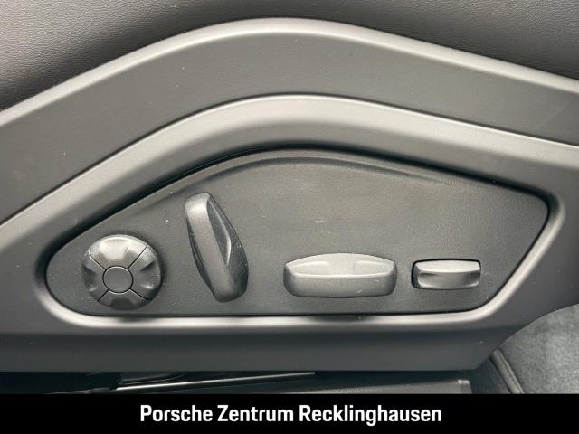 Porsche Panamera 4S E-Hybrid InnoDrive HA-Lenkung Head-Up