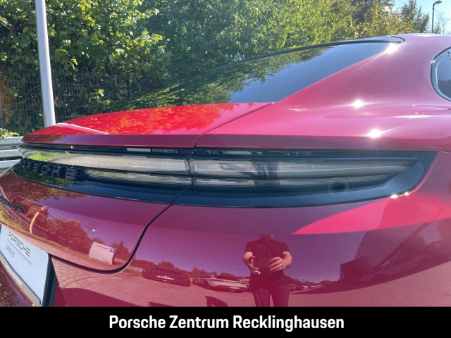 Porsche Panamera GTS InnoDrive HA-Lenkung Head-Up 21-Zoll